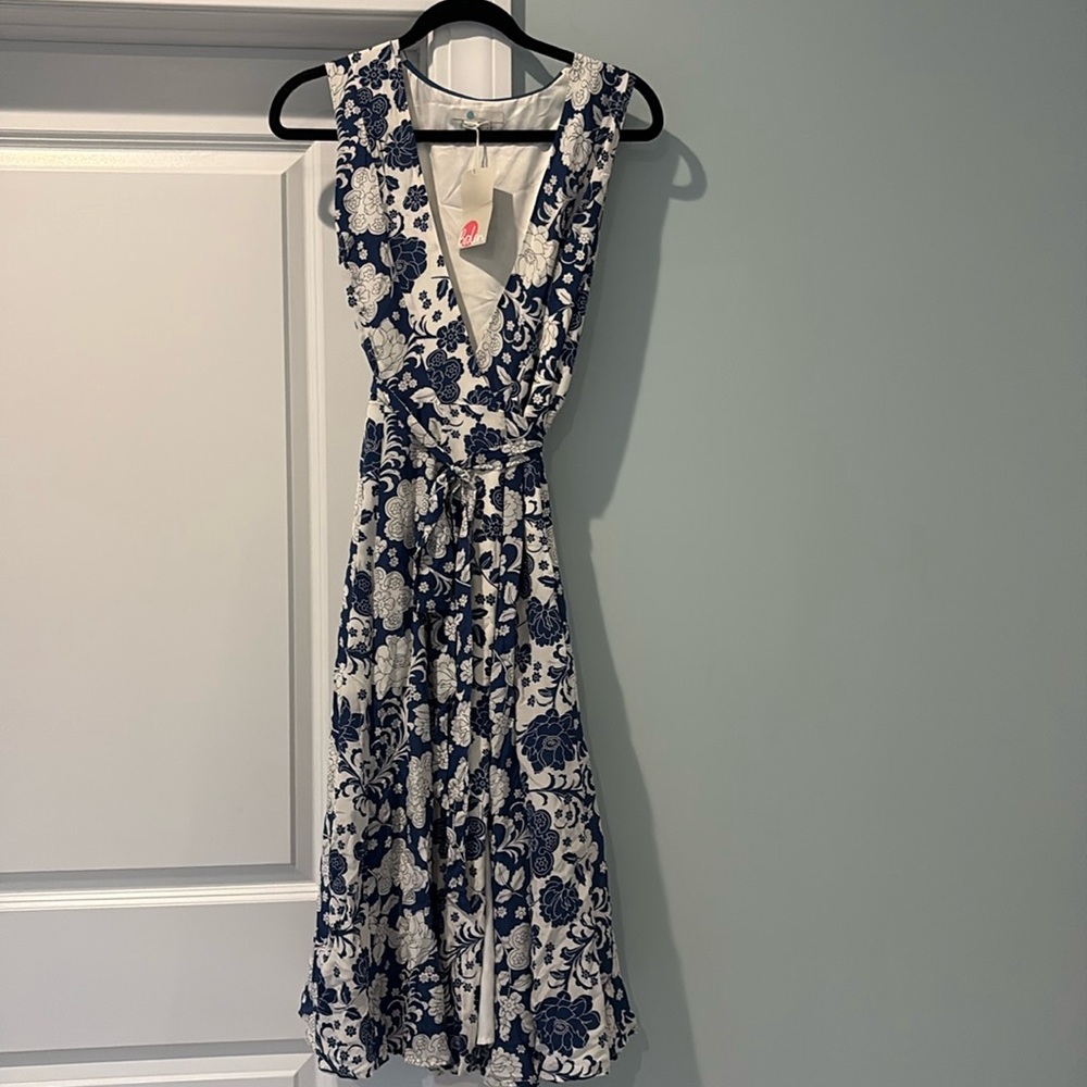 Boden Dress NWT Allyson silk wrap dress US 8 blue white floral print - Picture 2 of 9